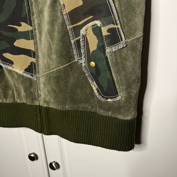 Wilsons Leather Suede Patchwork Camo Vest w/ Faux Fur Collar - Picture 9 of 12